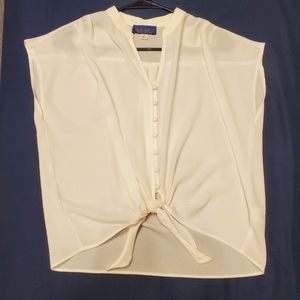 Franchesca's Cream Blouse Size Small